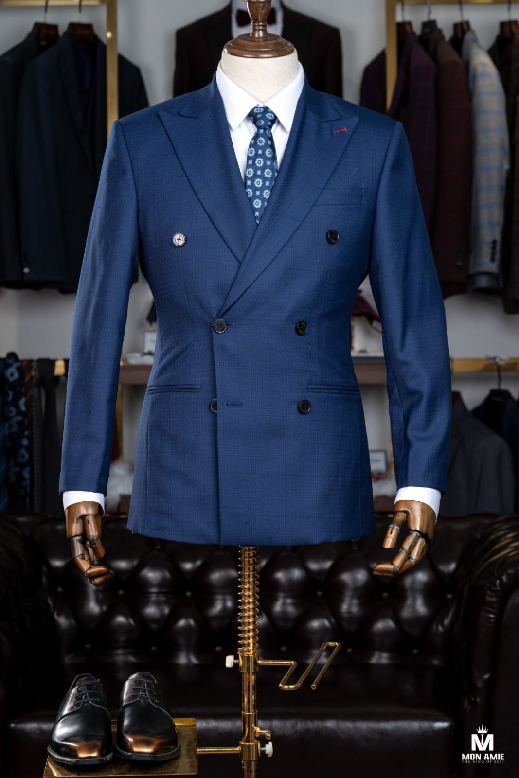 Double Breasted Subtel Plaid Blue Suit 